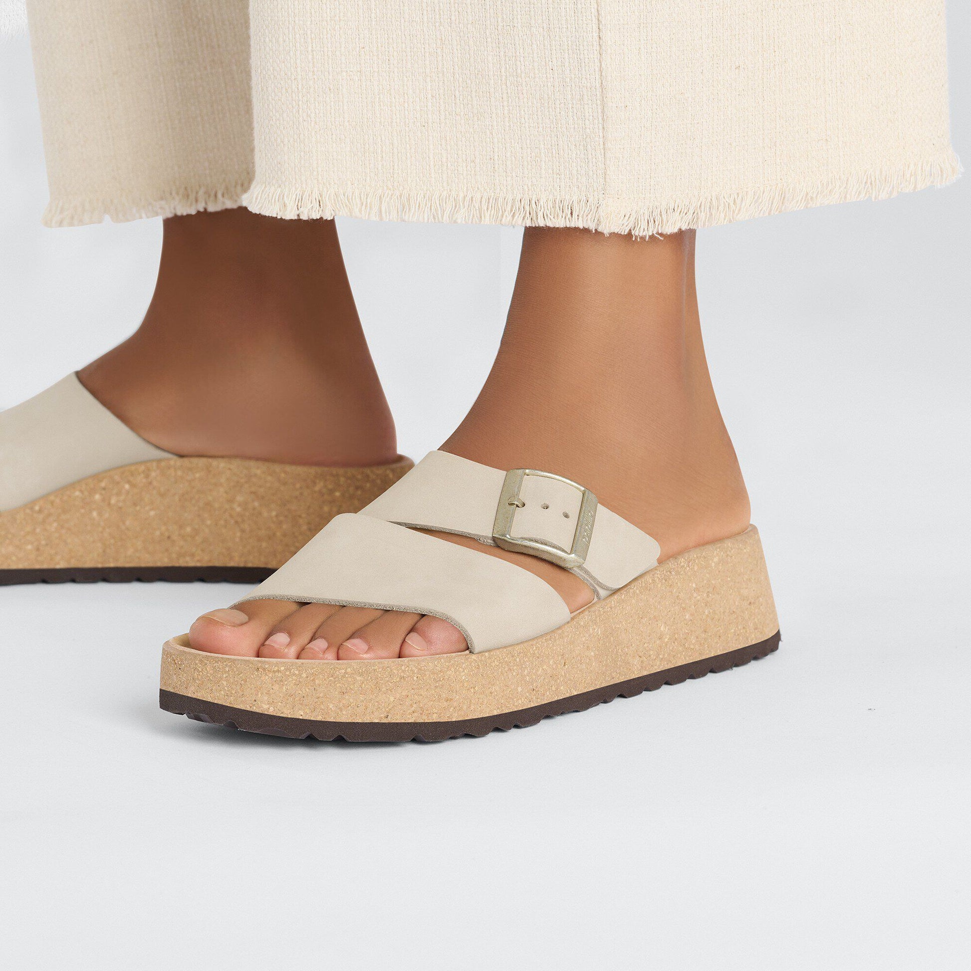 Almina - Image 3