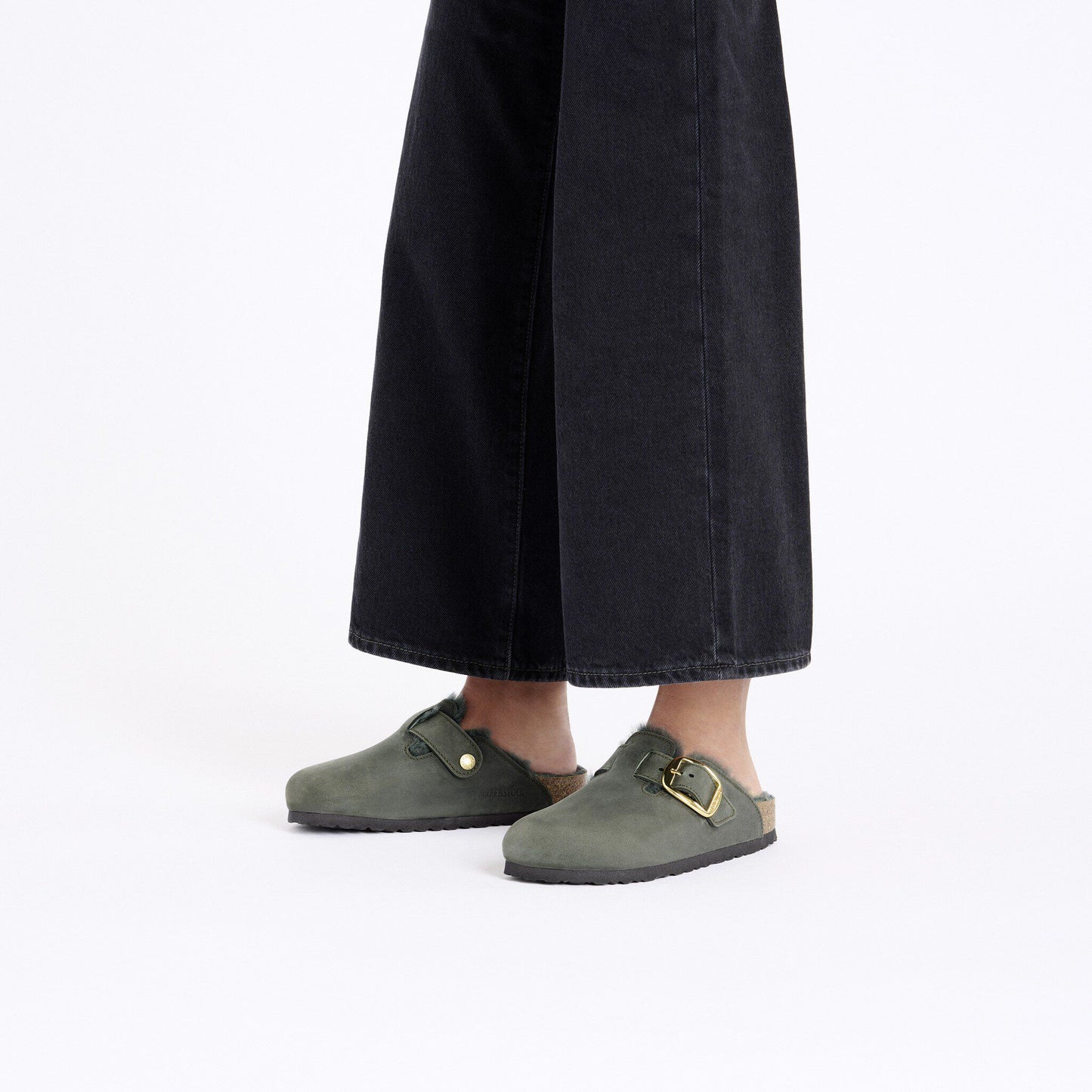 Boston Big Buckle Shearling - Image 2
