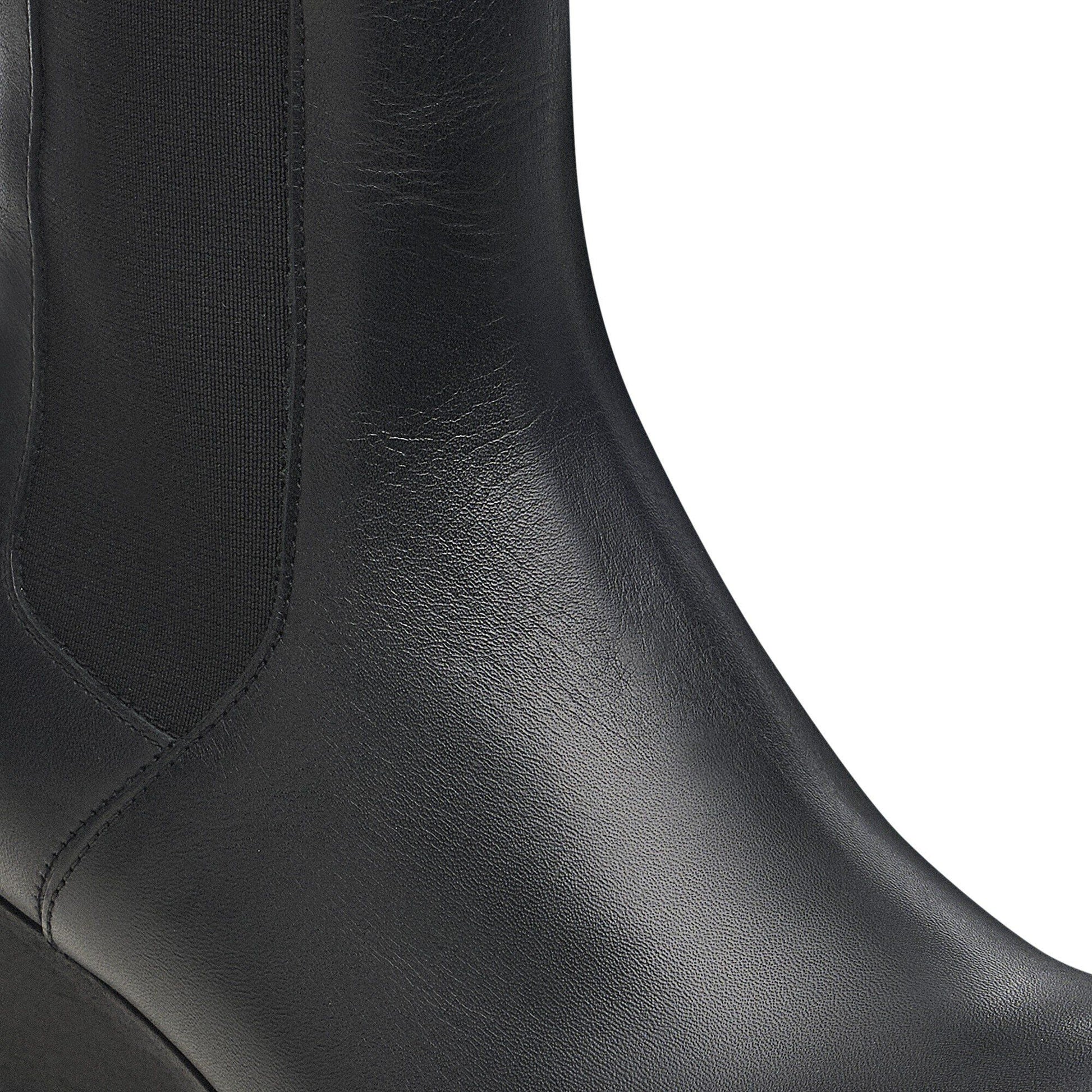 Ebba Slip On - Image 8
