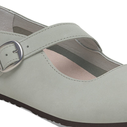 Tracy - Image 8